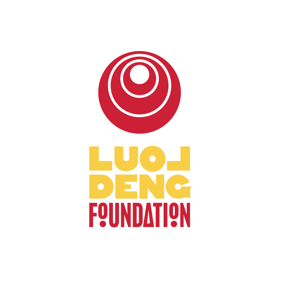 Vertical extra-small Luol Deng Foundation lockup