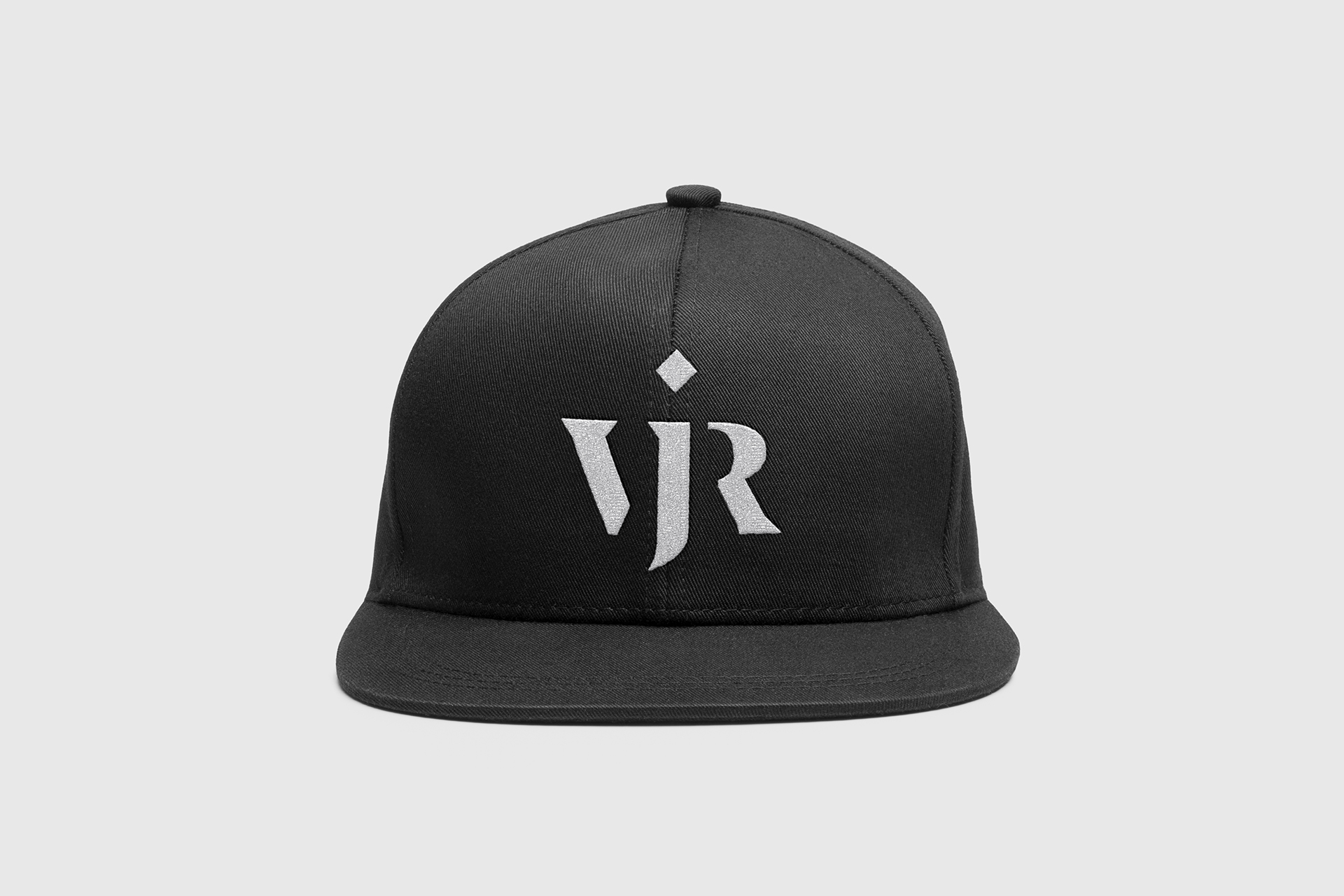 Vini Jr. identity campaign application 01